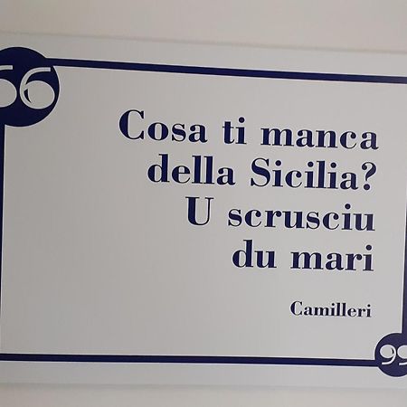 Casa Vacanze La Casetta Di Zinu' Porto Empedocle Buitenkant foto