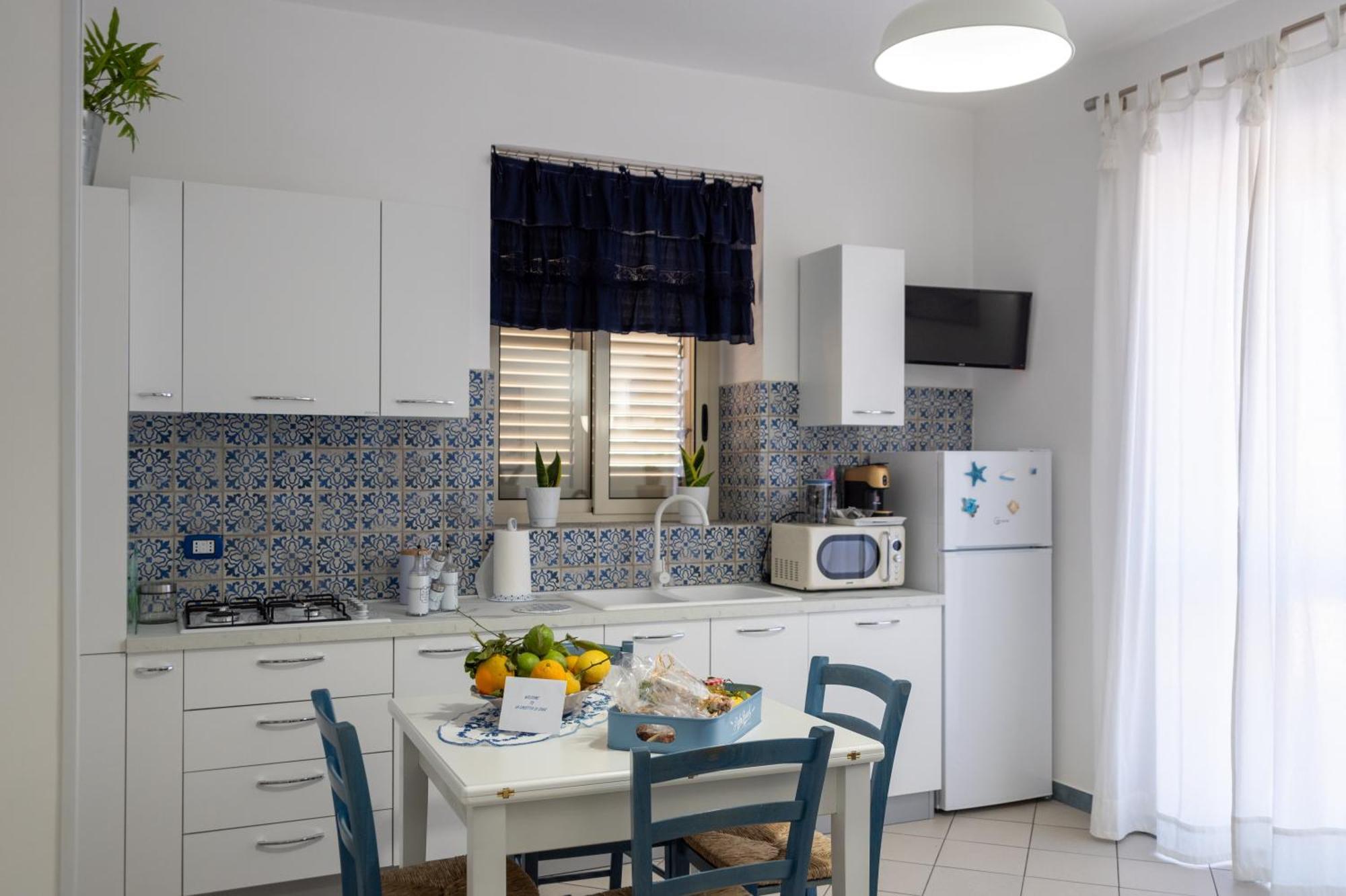 Casa Vacanze La Casetta Di Zinu' Porto Empedocle Buitenkant foto