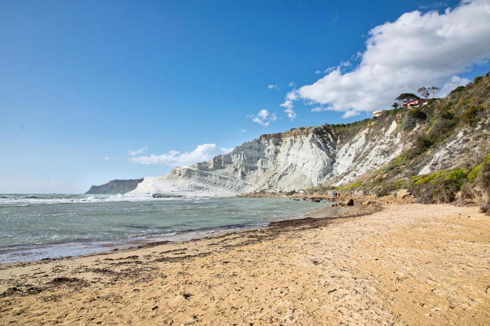 Casa Vacanze La Casetta Di Zinu' Porto Empedocle Buitenkant foto
